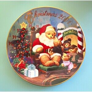 Avon 2001 A Visit From Santa Christmas Collector Plate Tom Newsom Porcelain 22K
